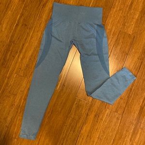 NVGTN light blue contour legging